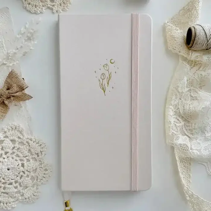 Leela Journals – Cuaderno A5 Slim Puntos – Tulip