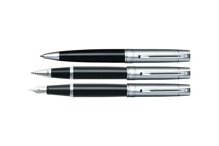 Sheaffer 300 Black/Chrome Cap